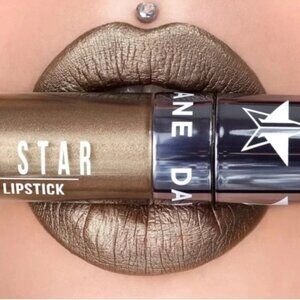 2 Jeffree Star Velour Liquid Lipstick in Shane